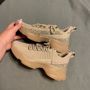 Steve Madden Maxima Blush 9.5